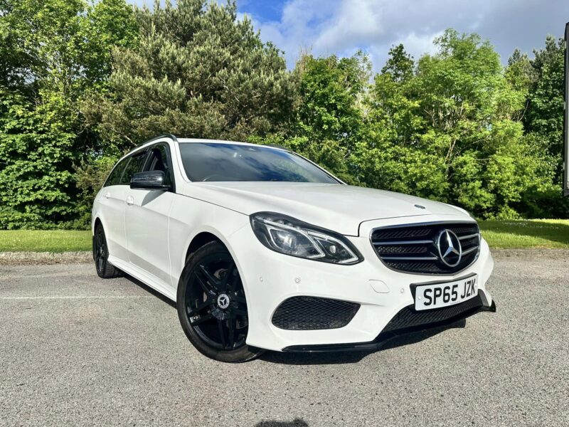 MERCEDES E220 AMG NIGHT EDITION