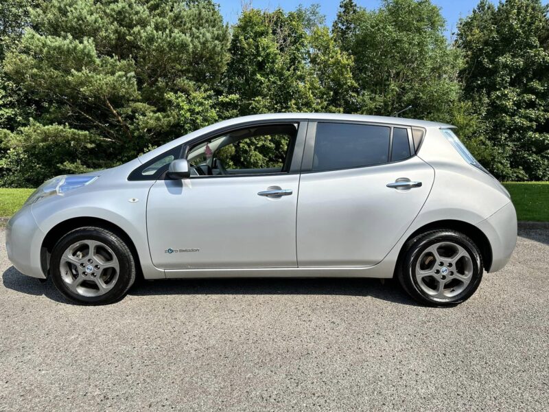 NISSAN LEAF 24KW