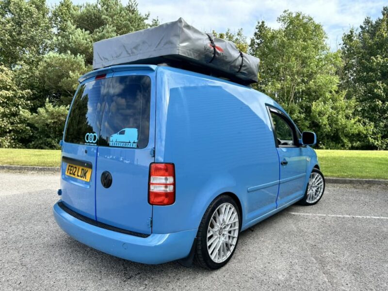 VOLKSWAGEN CADDY WITH ROOF TENT