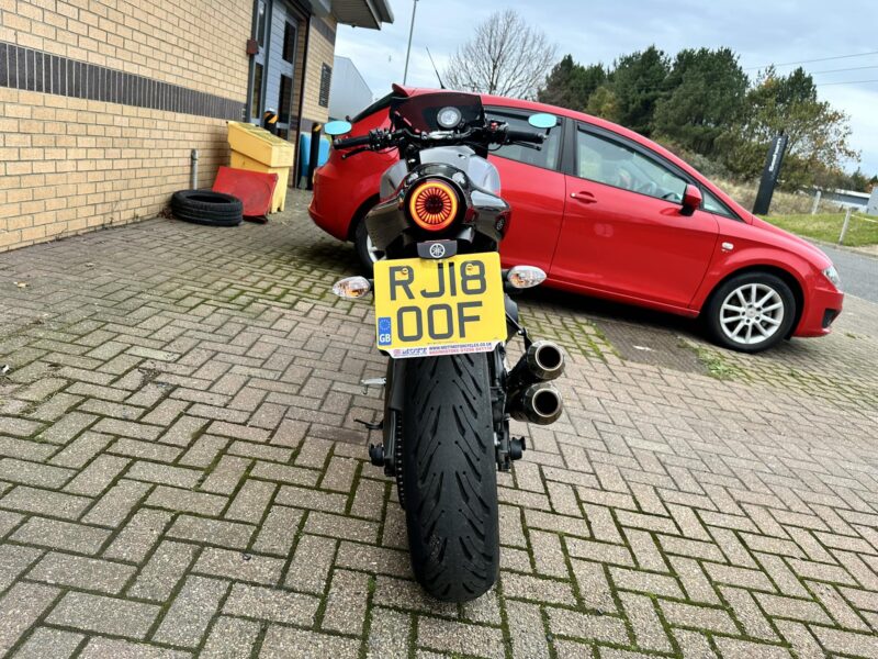 YAMAHA XSR 900 ABARTH