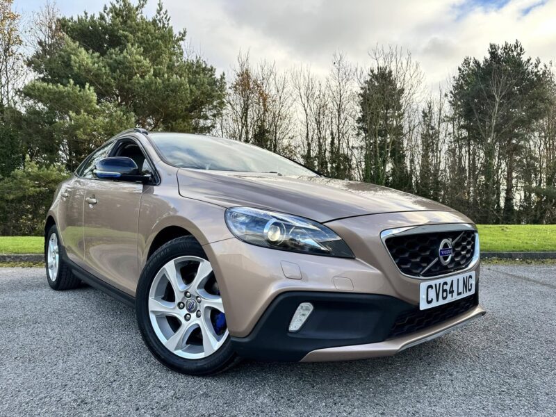 VOLVO V40 CROSS COUNTRY