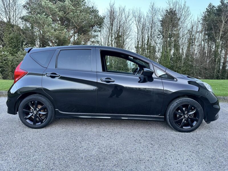 NISSAN NOTE BLACK EDITION