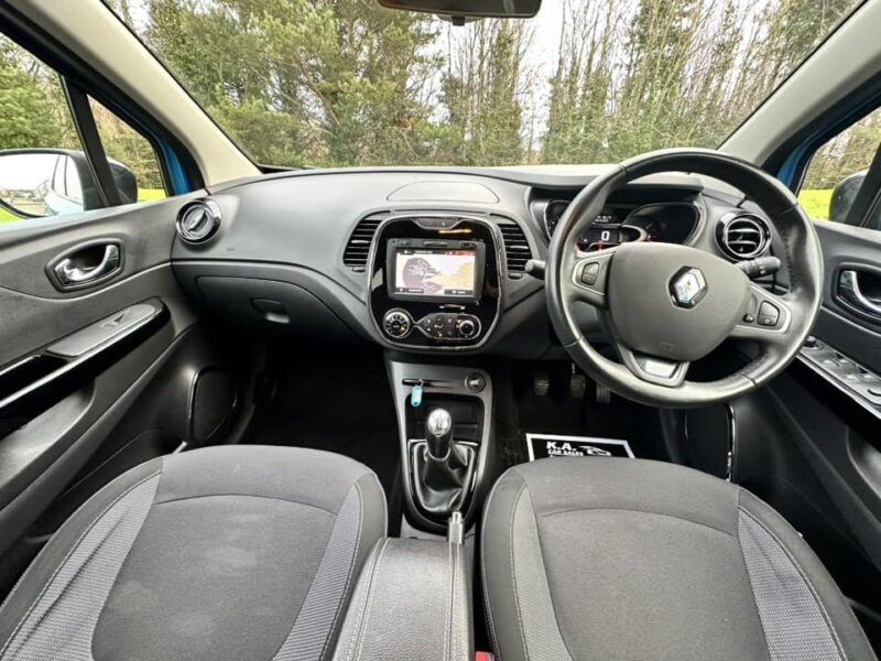 RENAULT CAPTUR NAV