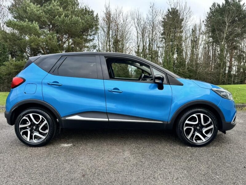 RENAULT CAPTUR NAV