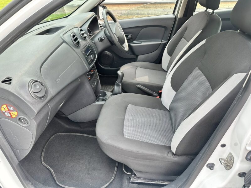 DACIA SANDERO AMBIANCE