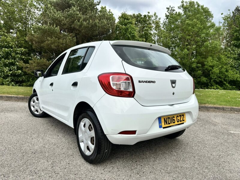 DACIA SANDERO AMBIANCE