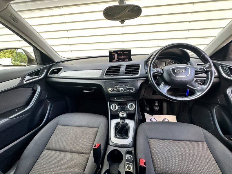 AUDI Q3 SE TDI