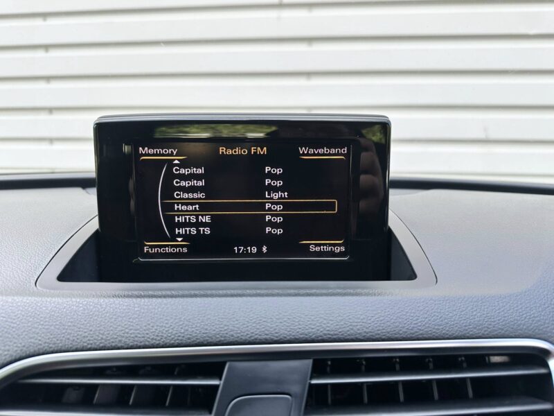 AUDI Q3 SE TDI
