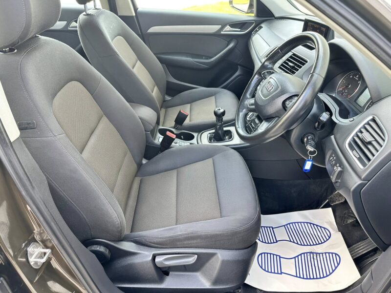 AUDI Q3 SE TDI