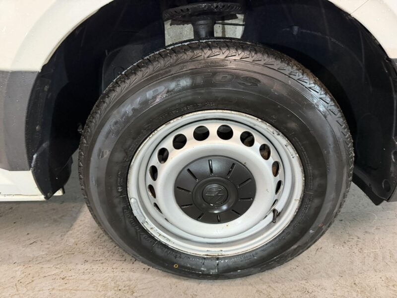 VOLKSWAGEN CRAFTER CR35 STARTLINE