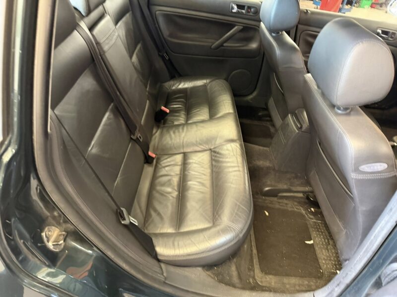 VOLKSWAGEN PASSAT HIGHLINE