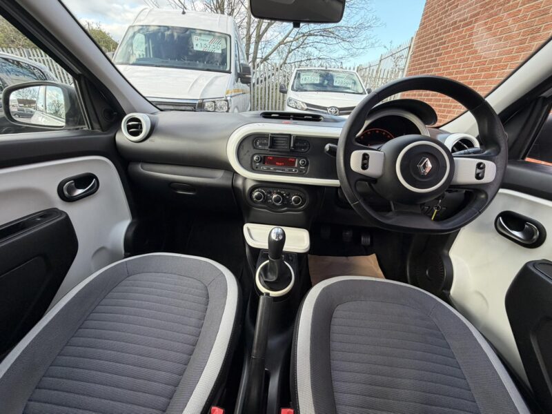 RENAULT TWINGO PLAY