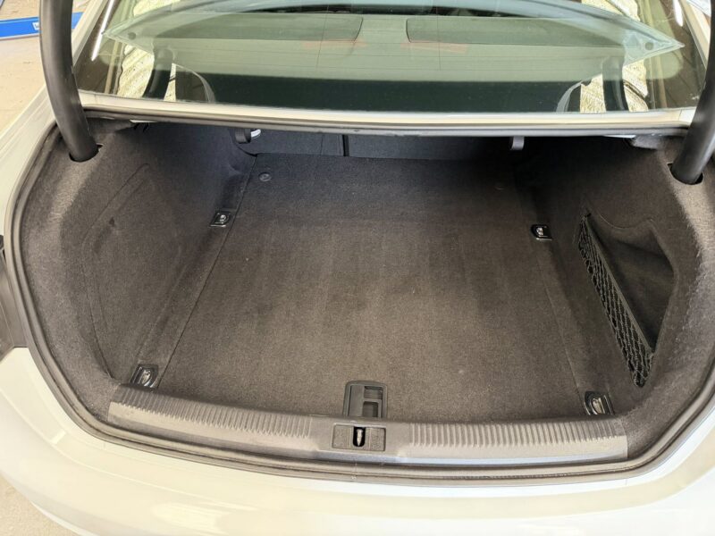 AUDI A4 SE TDI CVT