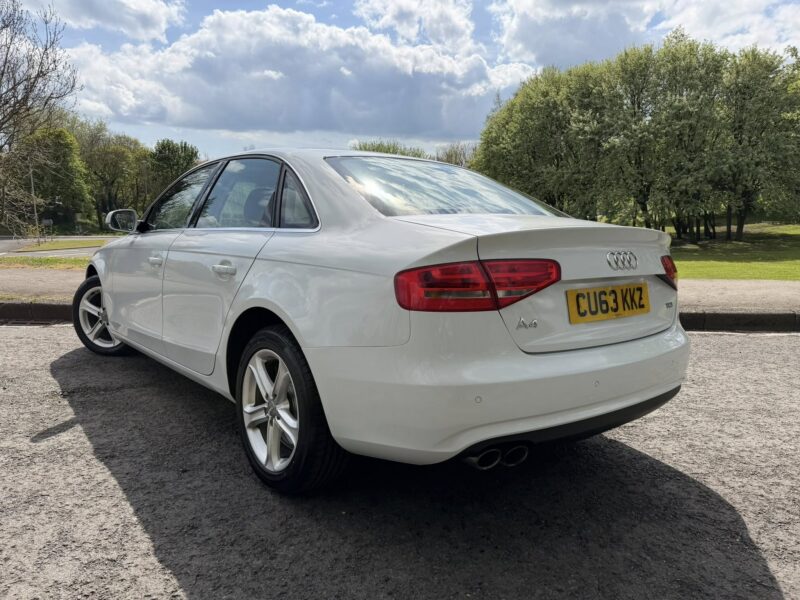 AUDI A4 SE TDI CVT