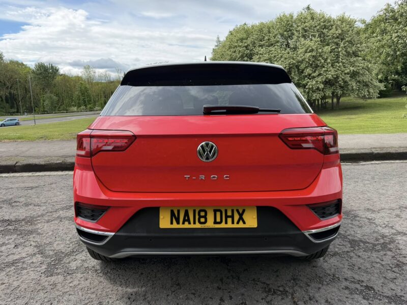 VOLKSWAGEN T-ROC DESIGN